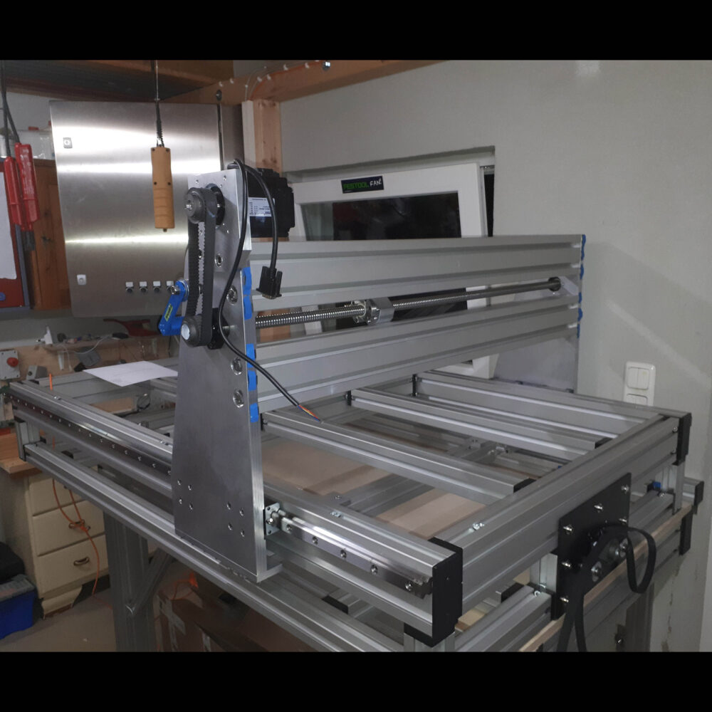 Aufbau der Achsen bei der selbstgebauten CNC-Portalfräse