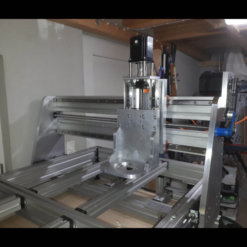 Montierte Z-Achse an der selbstgebauten CNC-Portalfräse